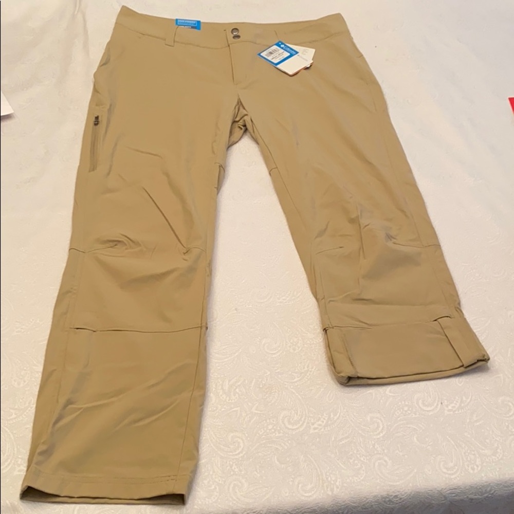 NEW w tag Columbia Sportswear 12/Short straight